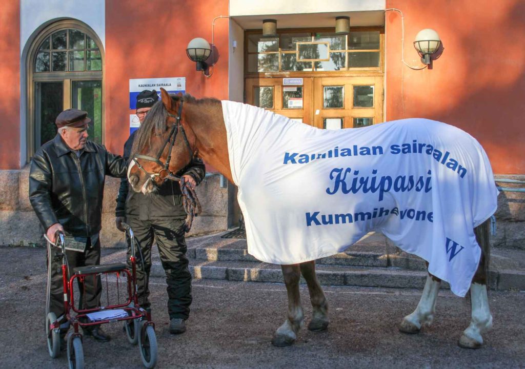 joel-vesalainen-petri-nykanen-ja-kiripassi-kaunialassa-kuva-srl-sonja-holma-8